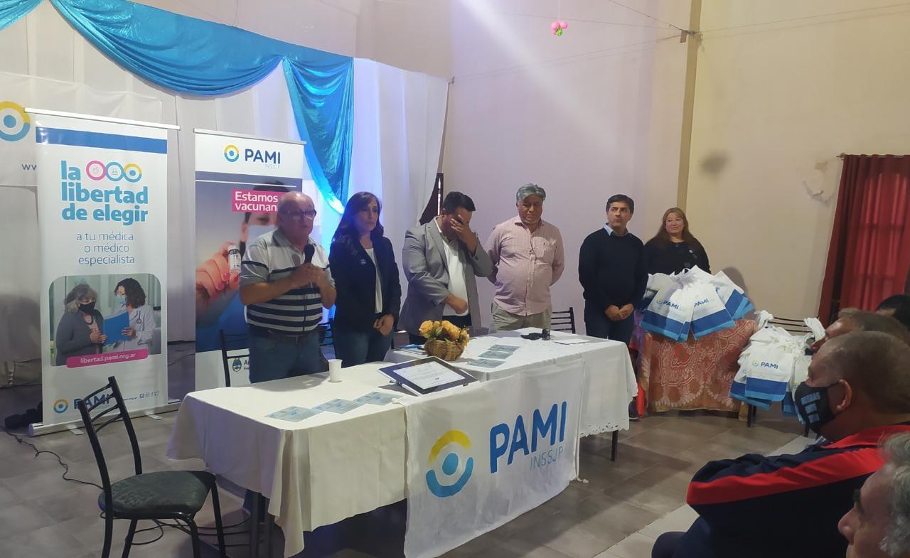 Pami En A Atuya Importante Encuentro En El Centro De Jubilados