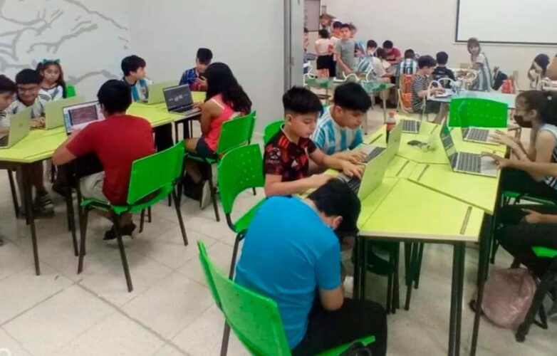 escuela robotiva